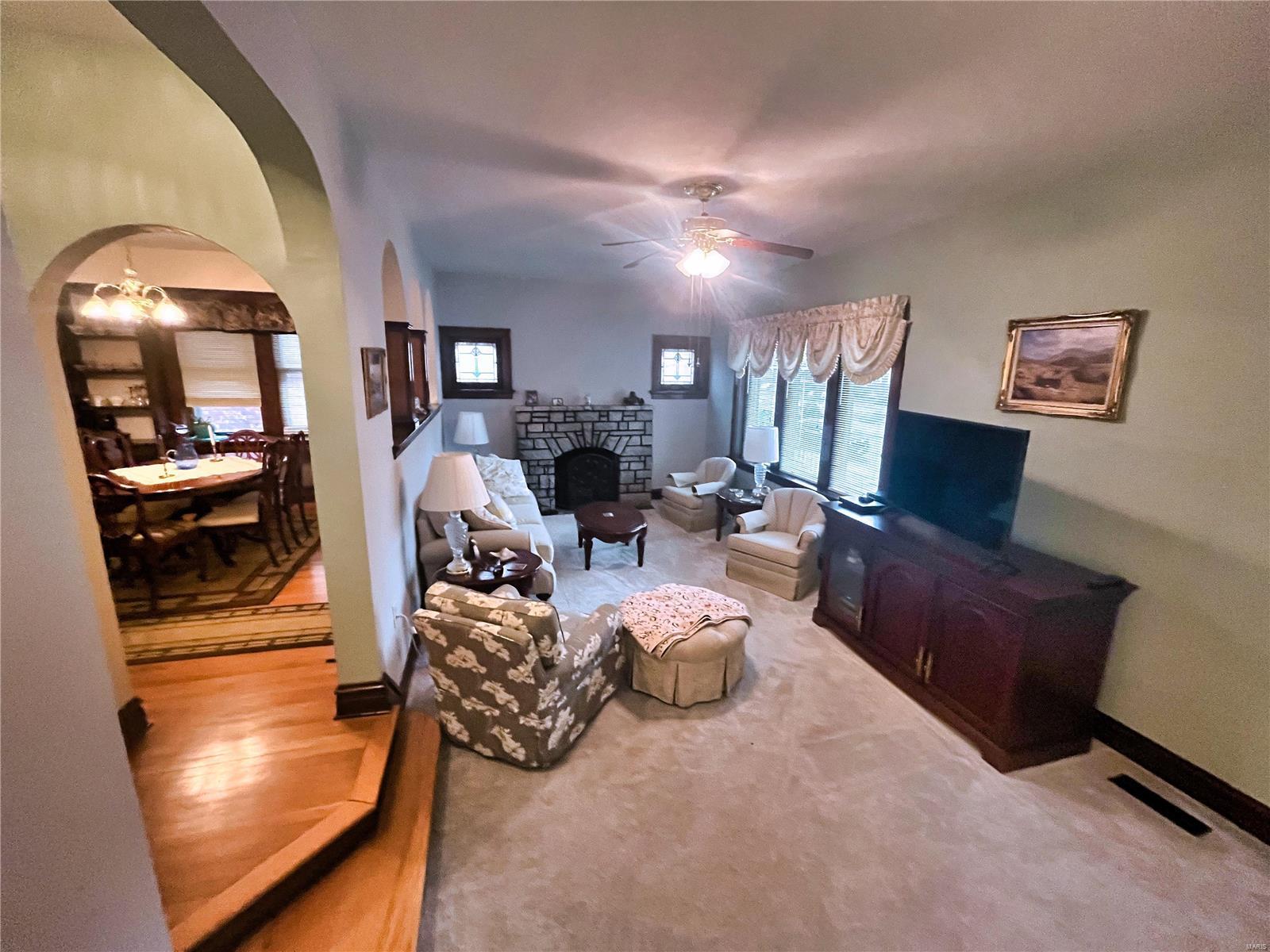 5721 Rhodes Avenue St. Louis, MO 63109 - Photo 5 of 23 Gallery Image 5