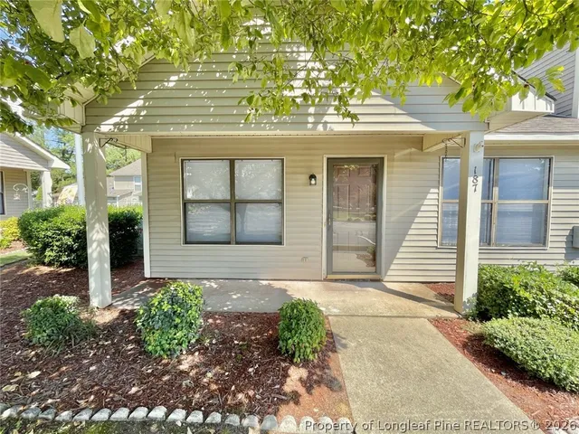 $1,425 | 187 Aloha Drive, Fayetteville, NC 28311