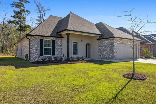 $269,000 | 39642 Fairhope Drive, Ponchatoula, LA 70454
