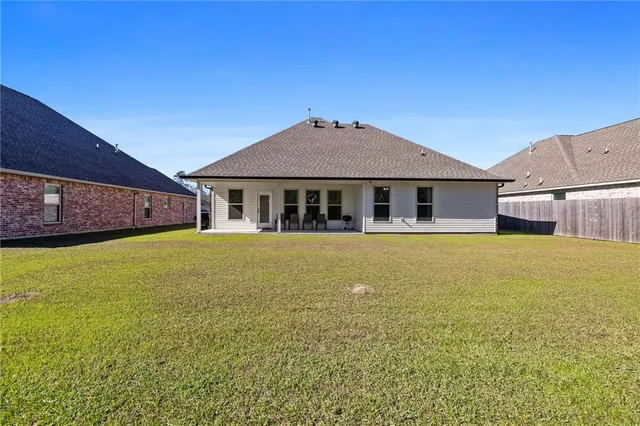 $269,000 | 39642 Fairhope Drive, Ponchatoula, LA 70454