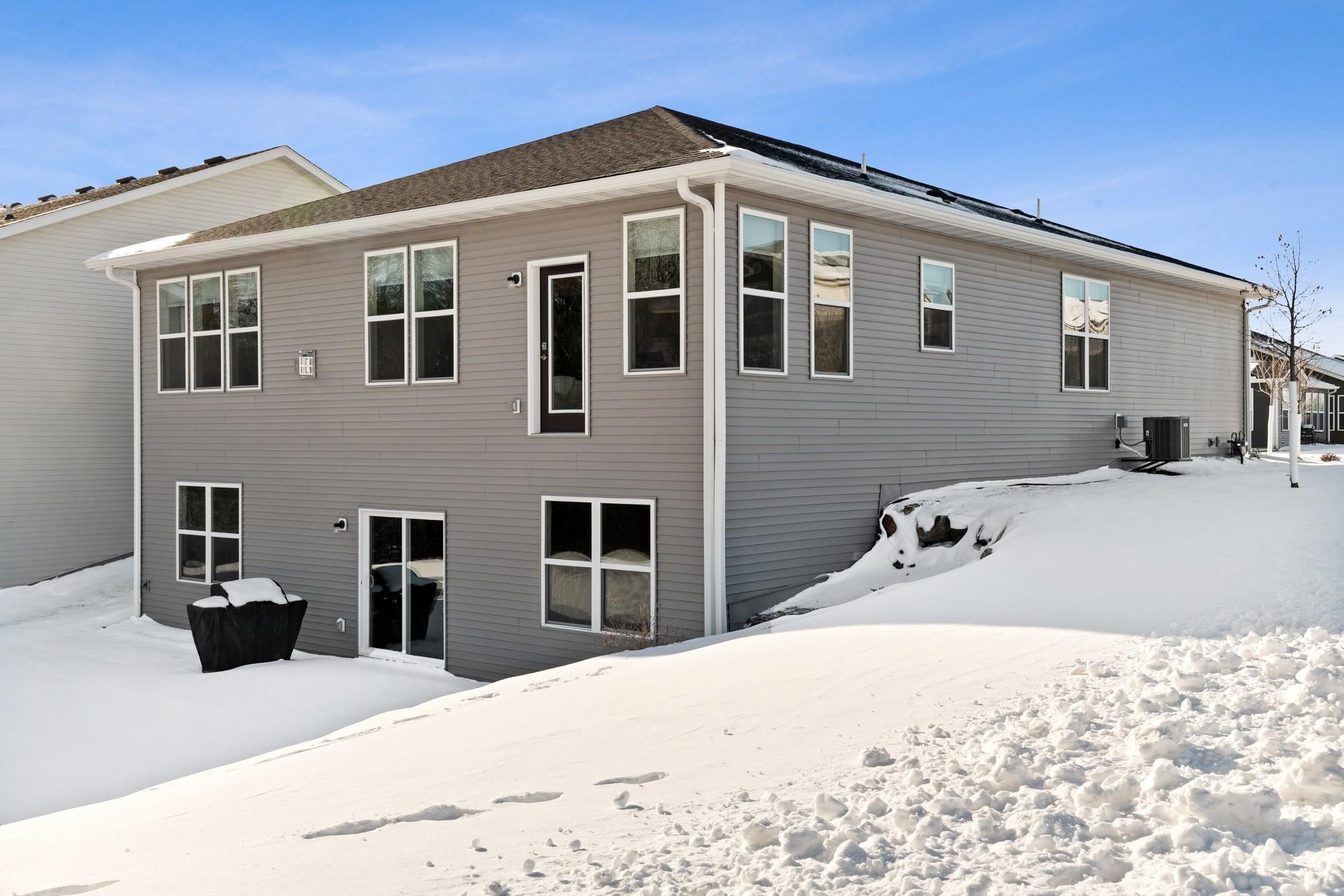 6951 Rice Creek Road Northeast Minneapolis, MN 55432 - Photo 30 of 47