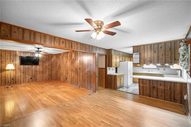 $235,000 | 445 Garland Drive, Lexington, NC 27295