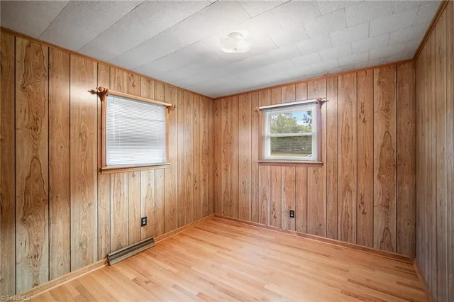 $235,000 | 445 Garland Drive, Lexington, NC 27295