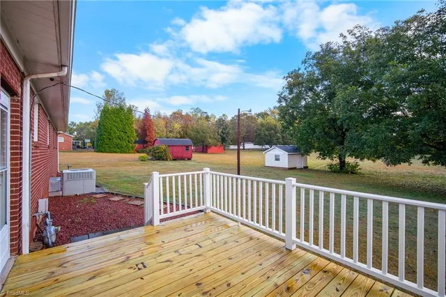 $235,000 | 445 Garland Drive, Lexington, NC 27295