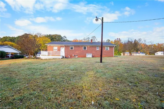 $235,000 | 445 Garland Drive, Lexington, NC 27295