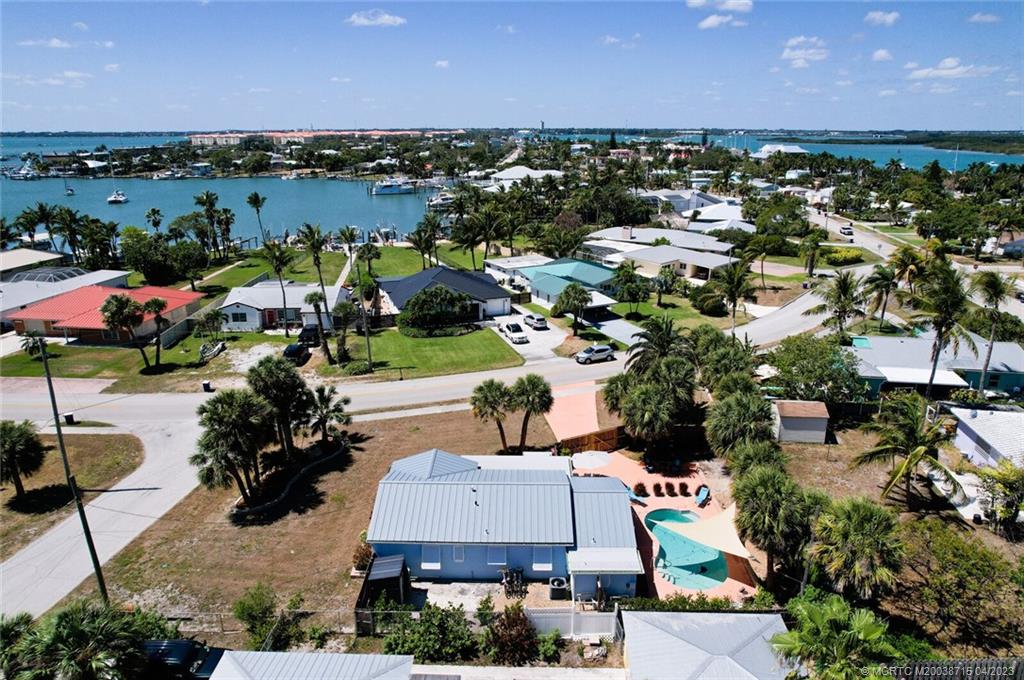 206 Fernandina Street Fort Pierce, FL 34949 - Photo 12 of 53