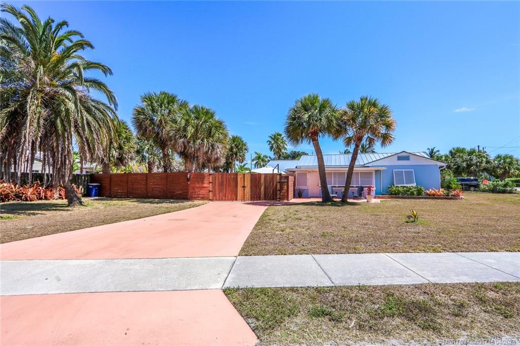 206 Fernandina Street Fort Pierce, FL 34949 - Photo 7 of 53