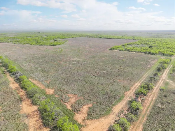 $1,830,180 | 401 County Road 498, Goldsboro, TX 79519