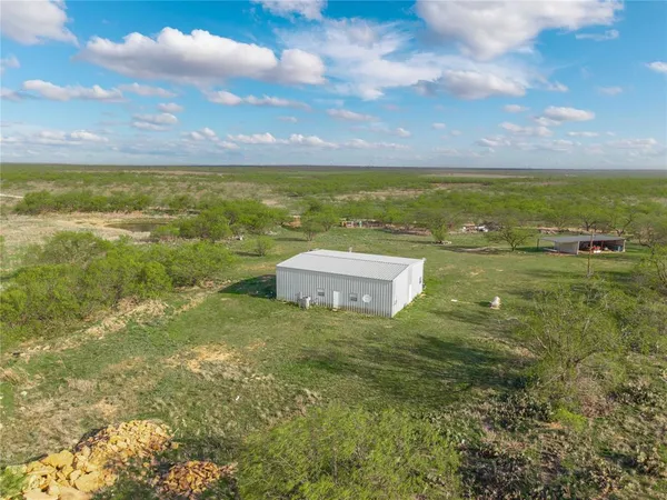 $1,830,180 | 401 County Road 498, Goldsboro, TX 79519