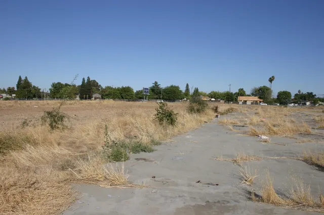 a view of a lake with beach