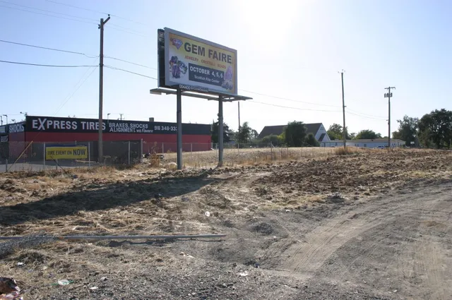 a view of a terrace view