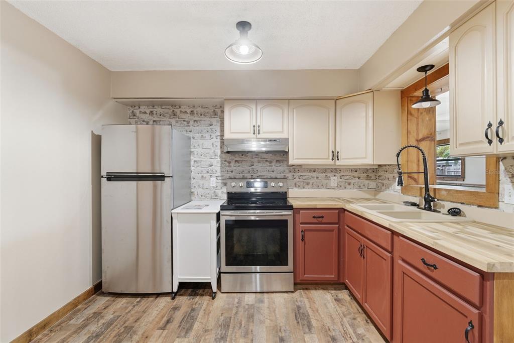 121 Crane Road Venice, FL 34293 - Photo 12 of 70