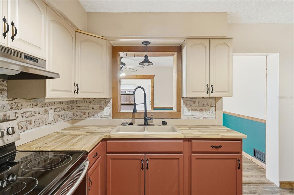 121 Crane Road Venice, FL 34293 - Photo 13 of 70