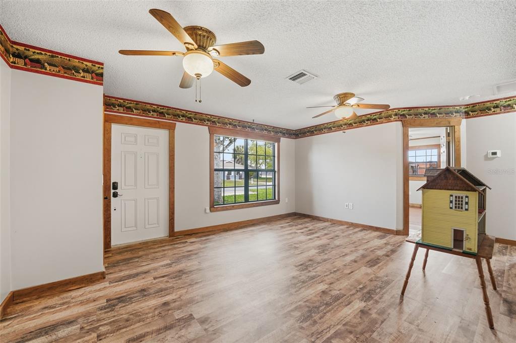 121 Crane Road Venice, FL 34293 - Photo 8 of 70