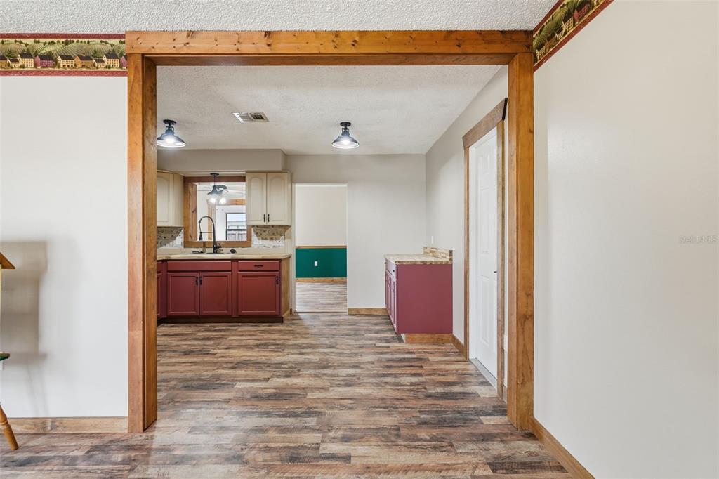 121 Crane Road Venice, FL 34293 - Photo 10 of 70