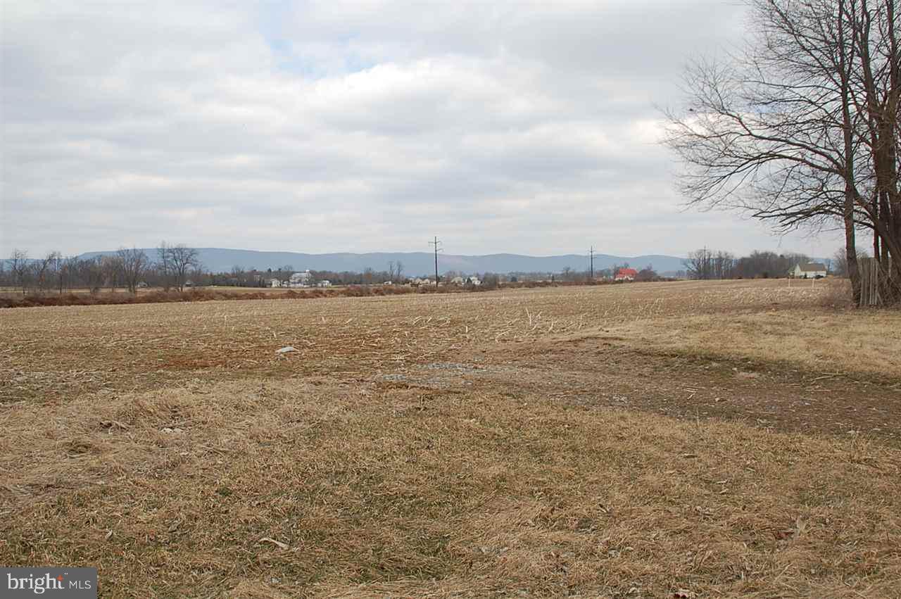187 Goodyear Road Carlisle, PA 17015 - Photo 3 of 7 Gallery Image 3