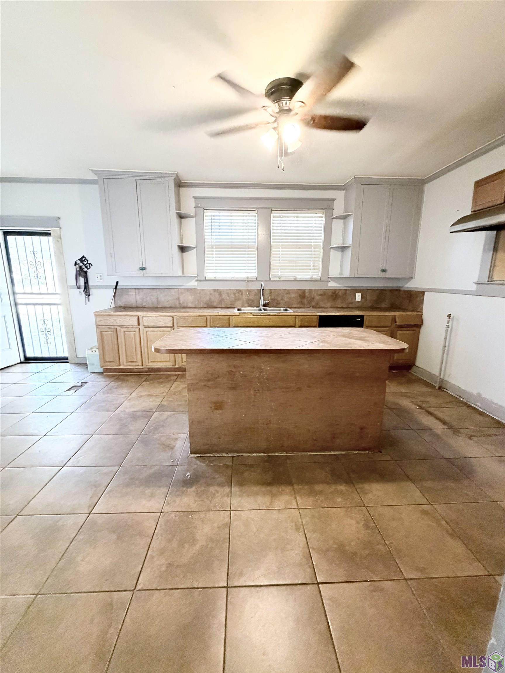 380 Bernardo Street Baton Rouge, LA 70806 - Photo 5 of 22