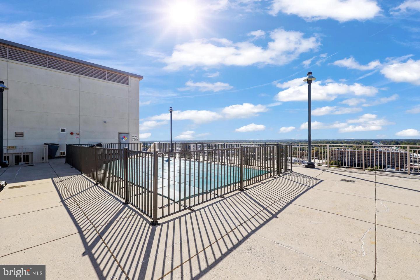 2726 Gallows Road, Unit 1004 Vienna, VA 22180 - Photo 14 of 17 a view of terrace with seating space