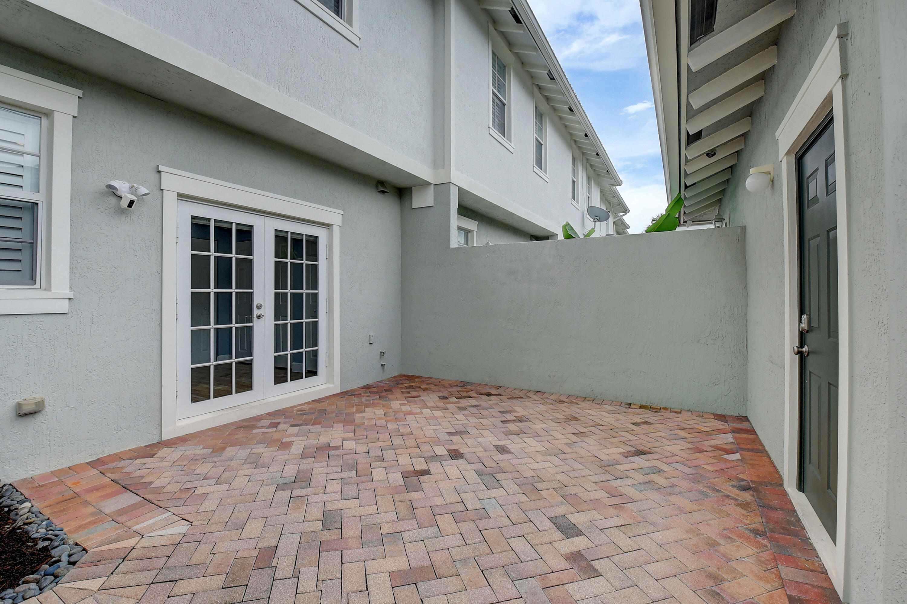 1021 Northwest 18th Avenue Boca Raton, FL 33431 - Photo 14 of 37 20_dsc_0885_6_7_8_9