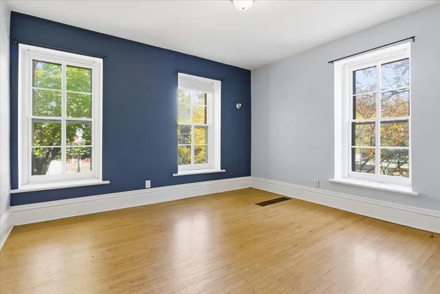 $380,000 | 480 Iglehart Avenue, St. Paul, MN 55103