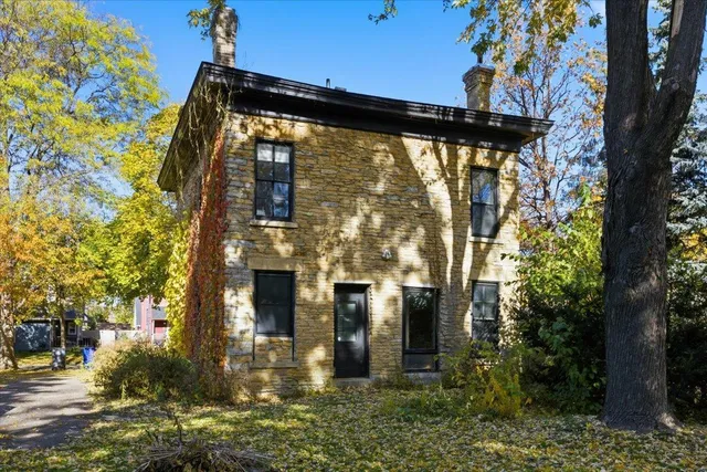 $380,000 | 480 Iglehart Avenue, St. Paul, MN 55103