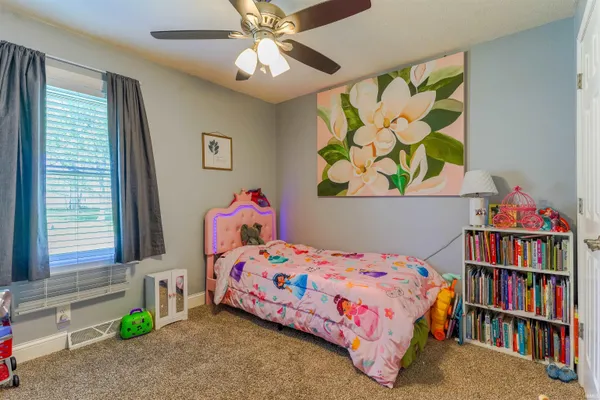 $159,900 | 211 West 8th Street, Grandview, IN 47615