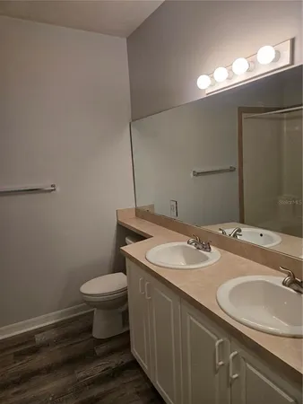 $1,875 | 13200 West Newberry Road, Unit Z145, Newberry, FL 32669