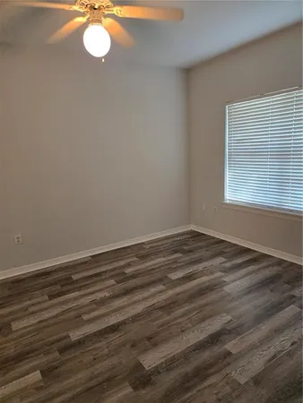 $1,875 | 13200 West Newberry Road, Unit Z145, Newberry, FL 32669