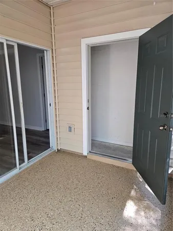 $1,875 | 13200 West Newberry Road, Unit Z145, Newberry, FL 32669