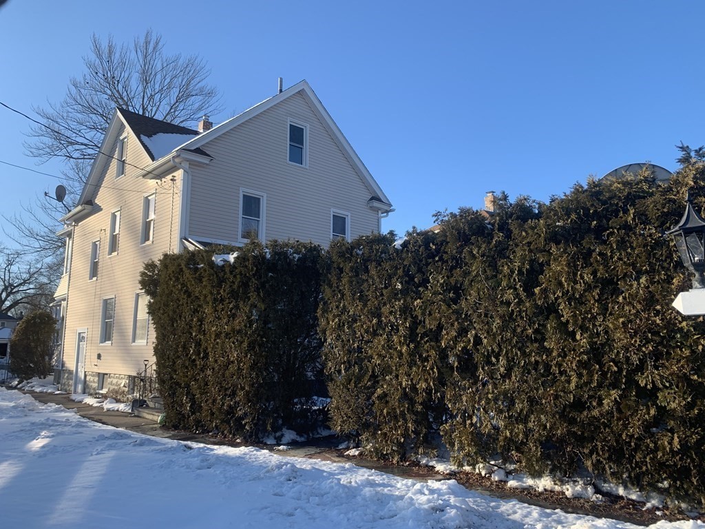 150 Chestnut Street West Springfield, MA 01089 - Photo 3 of 19 Gallery Image 3