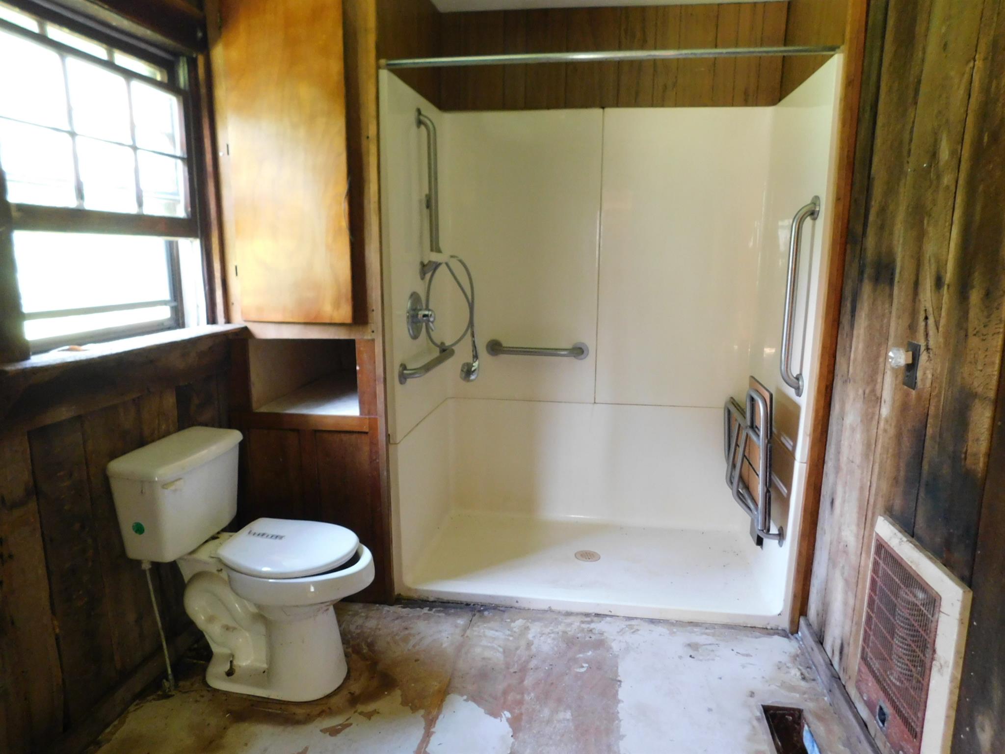 3035 Glendale Road Adamsville, TN 38310 - Photo 13 of 29 Gallery Image 13