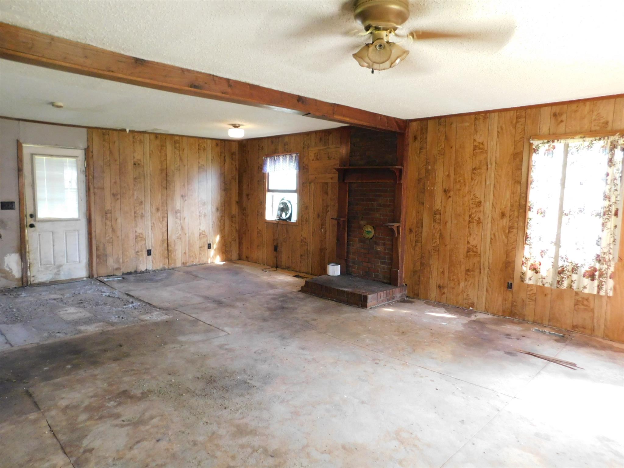3035 Glendale Road Adamsville, TN 38310 - Photo 9 of 29 Gallery Image 9