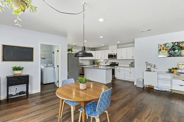 $699,000 | 3311 Whitney Avenue, Sacramento, CA 95821