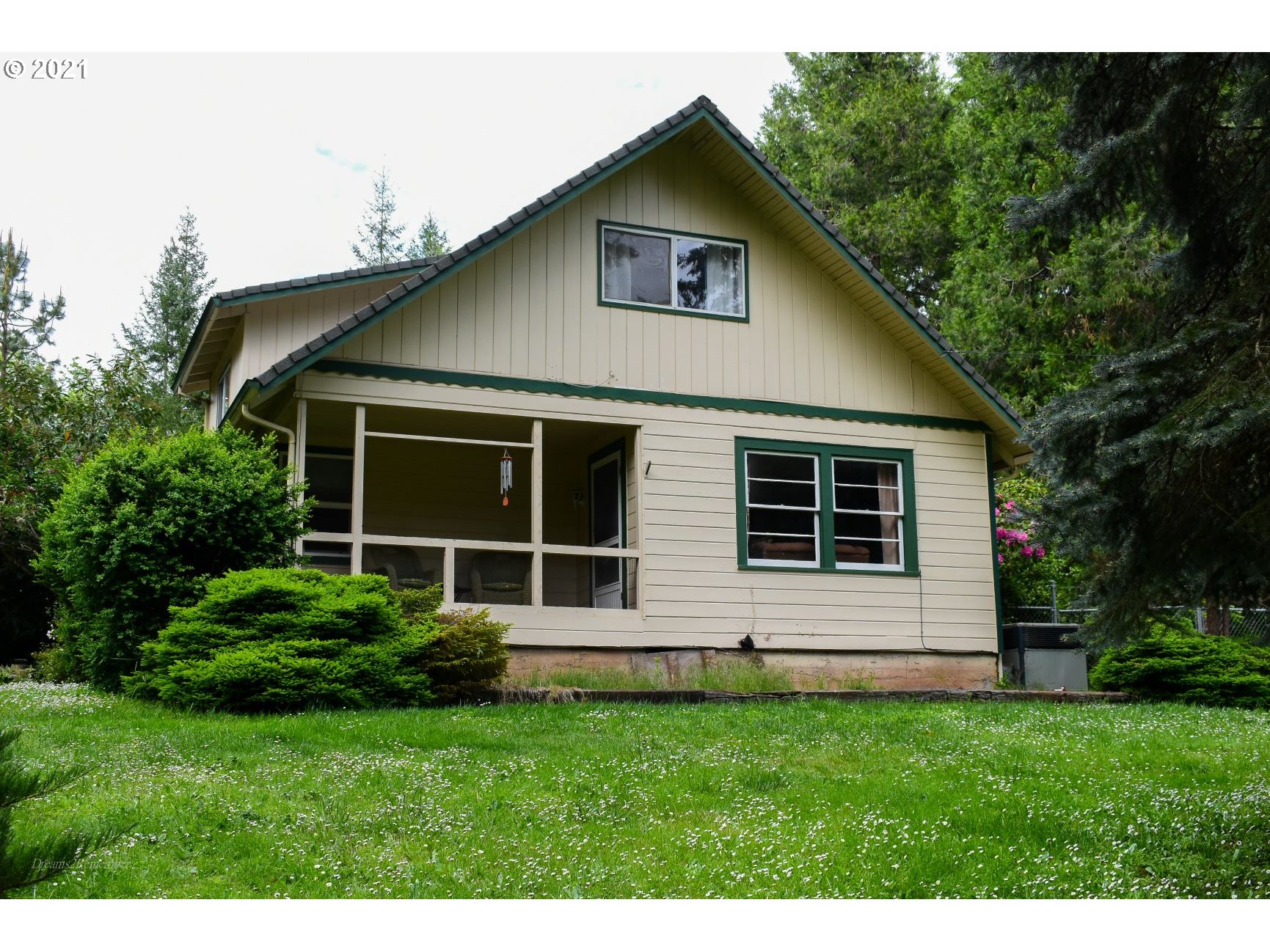 1300 Bennett Creek Road Cottage Grove, OR 97424 - Photo 2 of 22 Gallery Image 2