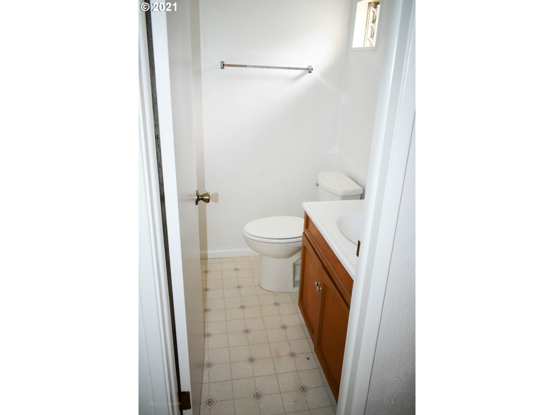 1300 Bennett Creek Road Cottage Grove, OR 97424 - Photo 7 of 22 Gallery Image 7