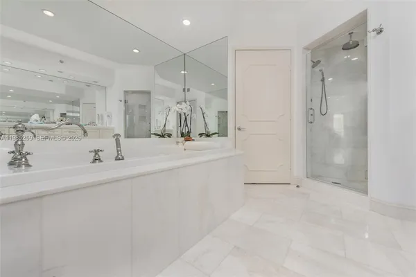 $4,550,000 | 781 Crandon Boulevard, Unit 1603, Key Biscayne, FL 33149