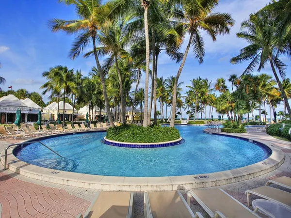 $4,550,000 | 781 Crandon Boulevard, Unit 1603, Key Biscayne, FL 33149