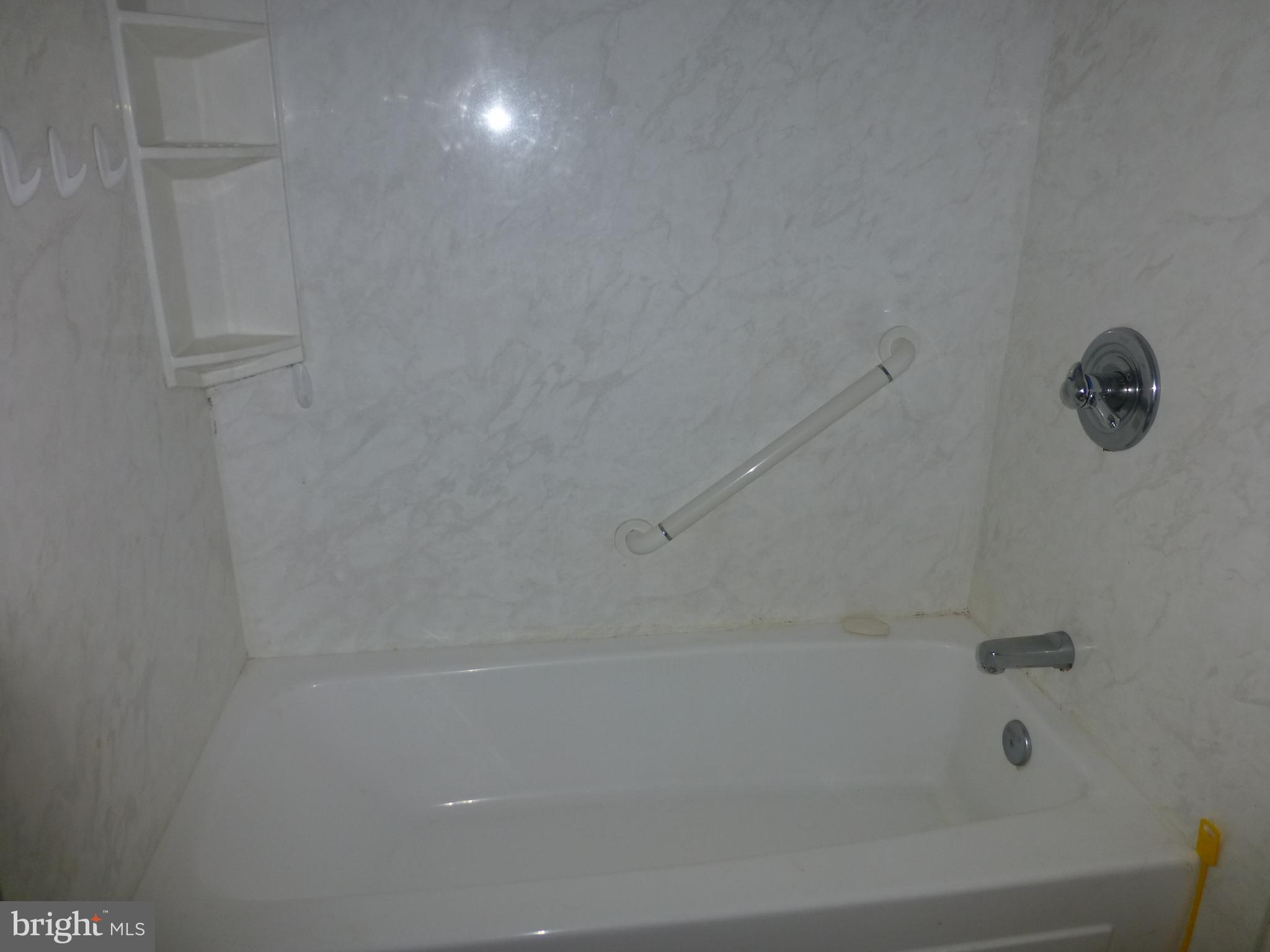 2105 Bath Road Bristol, PA 19007 - Photo 27 of 31 Gallery Image 27