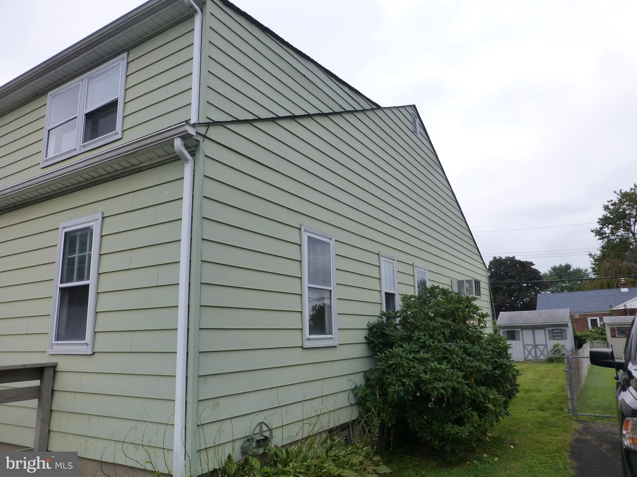 2105 Bath Road Bristol, PA 19007 - Photo 4 of 31 Gallery Image 4