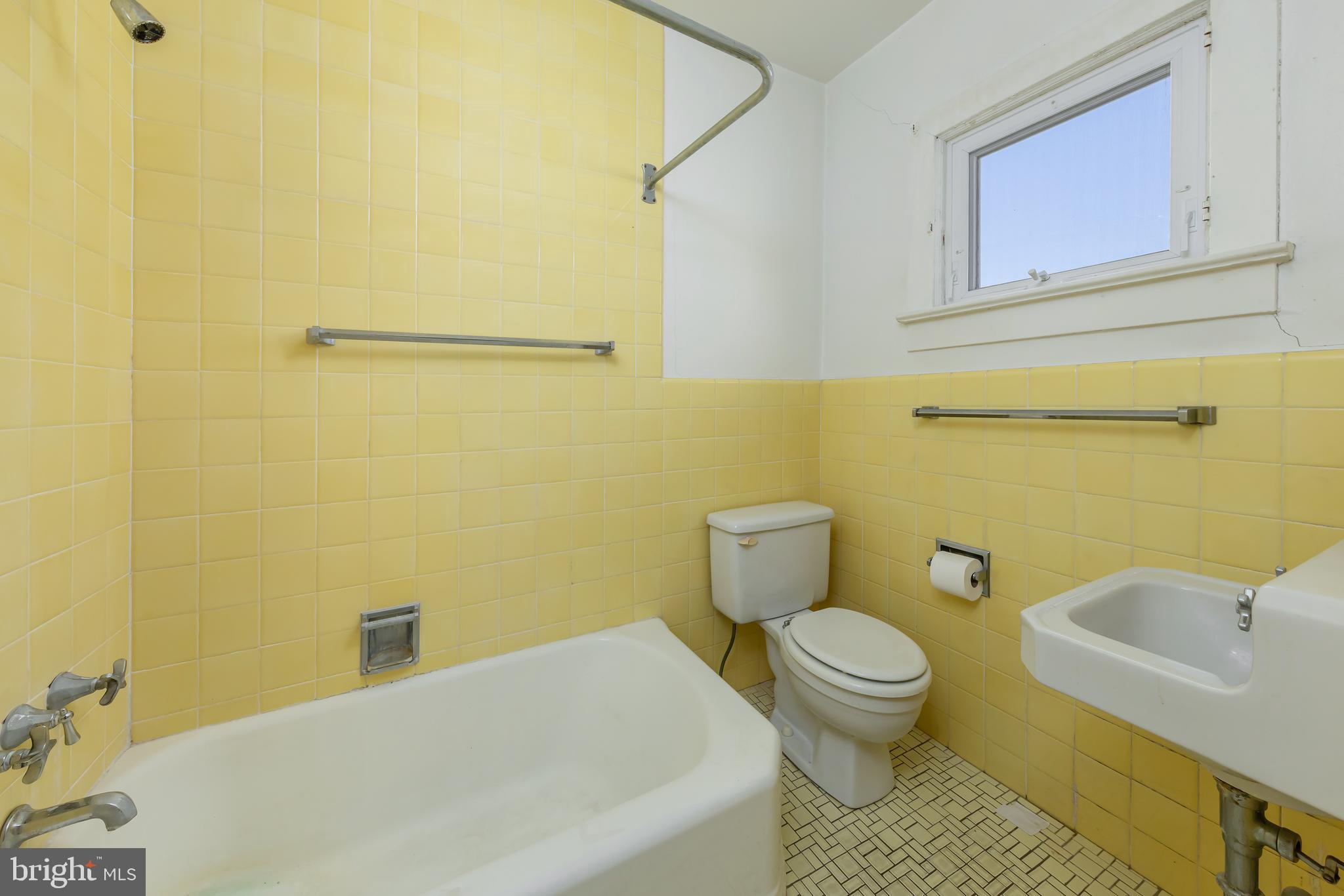 54 State Street Glassboro, NJ 08028 - Photo 16 of 29 Full Bath-Residence