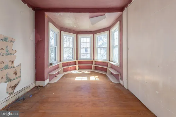 $275,000 | 54 State Street, Glassboro, NJ 08028