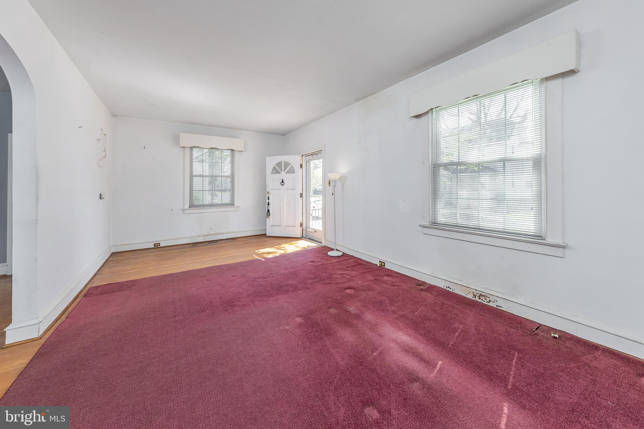 54 State Street Glassboro, NJ 08028 - Photo 4 of 29 Living Room-Residence
