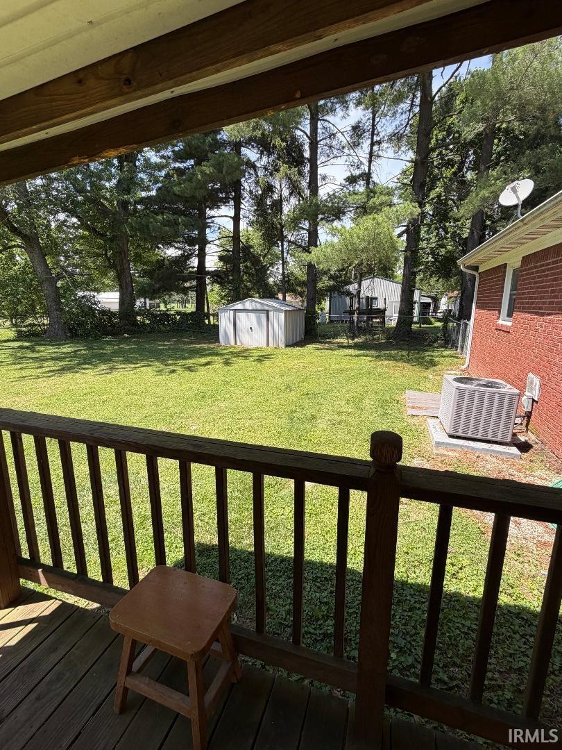 658 South Short Street Dugger, IN 47848 - Photo 12 of 19