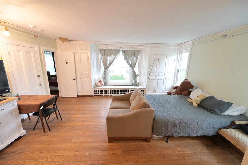 54 Nahant Street Lynn, MA 01902 - Photo 12 of 32