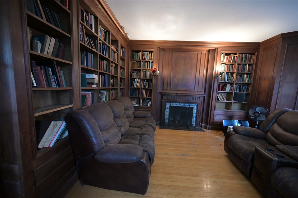 54 Nahant Street Lynn, MA 01902 - Photo 7 of 32