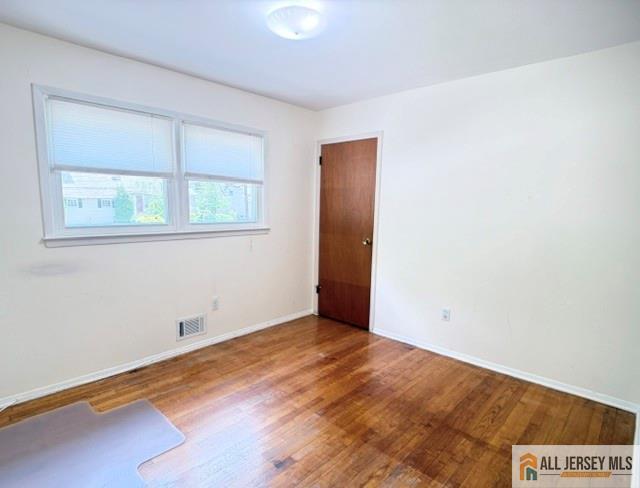 13 Greenwich Road Edison, NJ 08820 - Photo 16 of 23