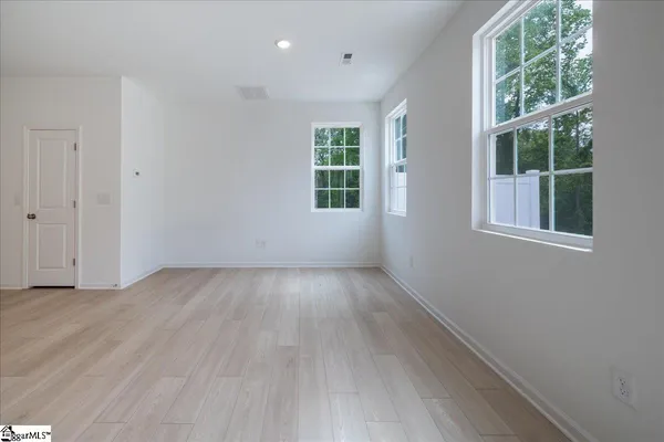 $1,800 | 124 Selton Place, Taylors, SC 29687