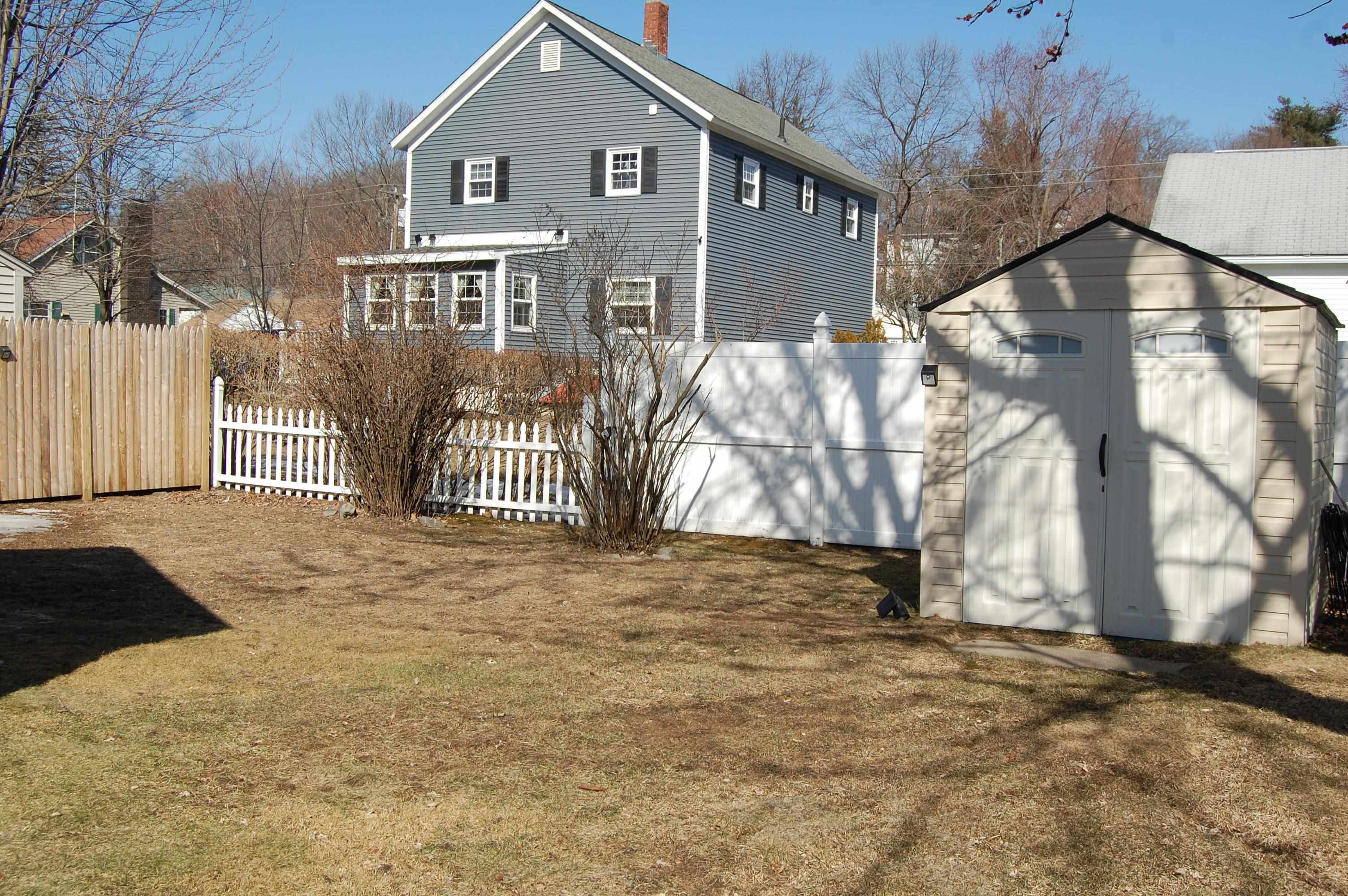 56 Columbia Road Manchester, NH 03103 - Photo 14 of 14