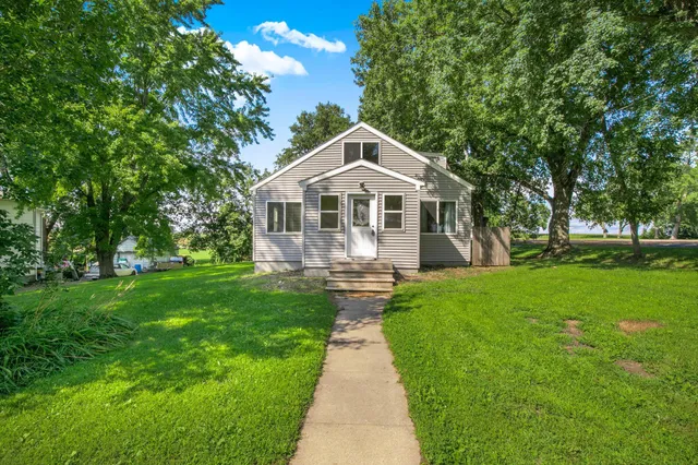 $175,000 | 109 Main Street East, Spring Hill, MN 56352