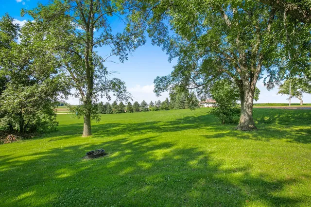 $175,000 | 109 Main Street East, Spring Hill, MN 56352